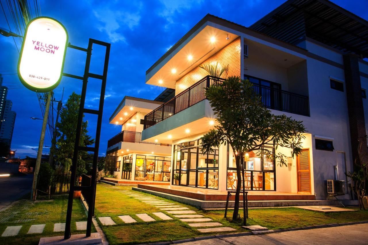Yellow Moon Hotel Pattaya Dış mekan fotoğraf
