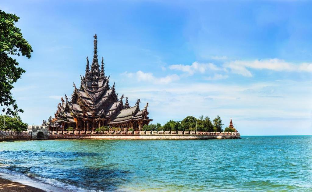 Yellow Moon Hotel Pattaya Dış mekan fotoğraf