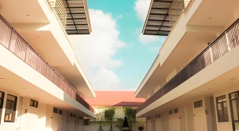 Yellow Moon Hotel Pattaya Dış mekan fotoğraf